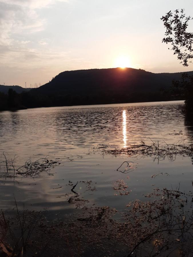 Ferienhaus Am Weserberglandsee Lauenforde 外观 照片